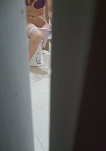 [ดม กกน] แอบมองเธออยู่นะจ๊ะ