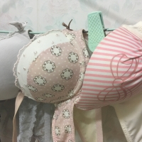 [ดม กกน] ข้างบ้านช่วยให้ไปดูคอม เด็ด!!! [4 รูป]