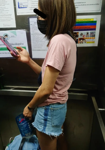 [ดม กกน] น้องแว่นสาวหอพัก